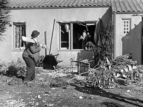 Up at the plate, Big Business, 1929